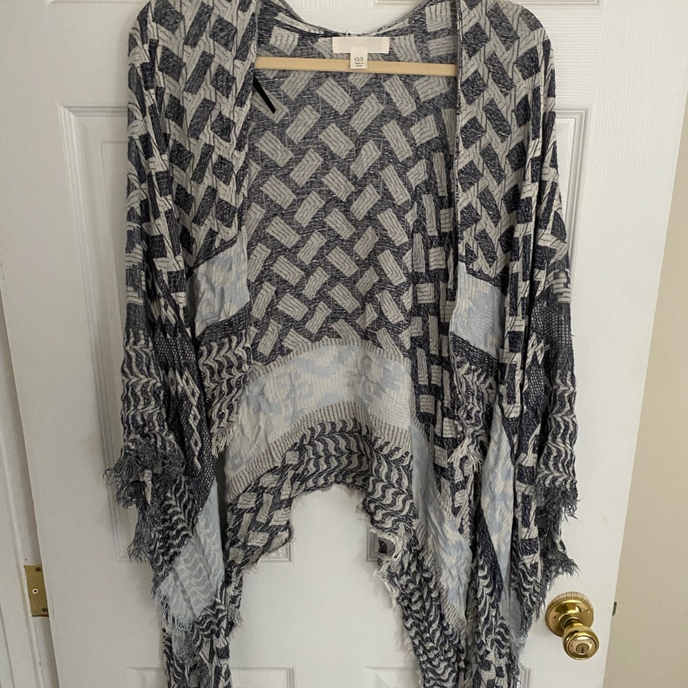 Patterned Gray Sweater